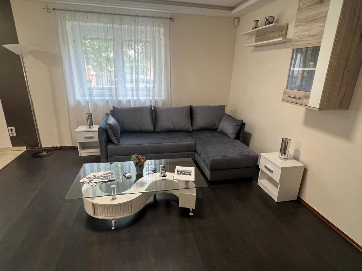 Star Street Home Mosonmagyaróvár Kültér fotó